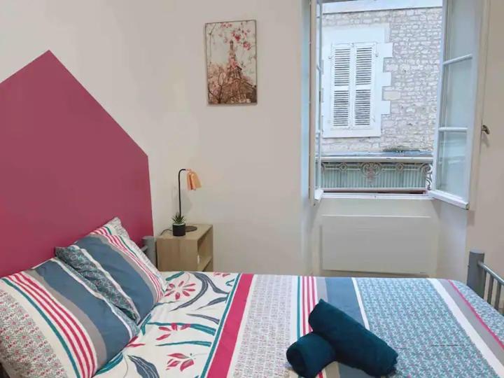 Jolie Appartement 2 Chambres 65M2 Au Centre Ville Фонтене-ле-Комт Экстерьер фото
